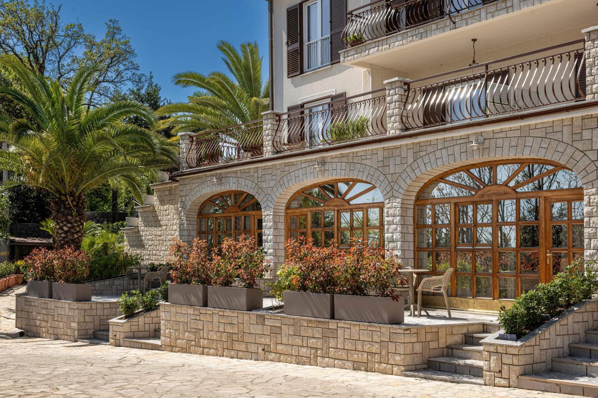 Villa Klaric Ловран Екстериор снимка