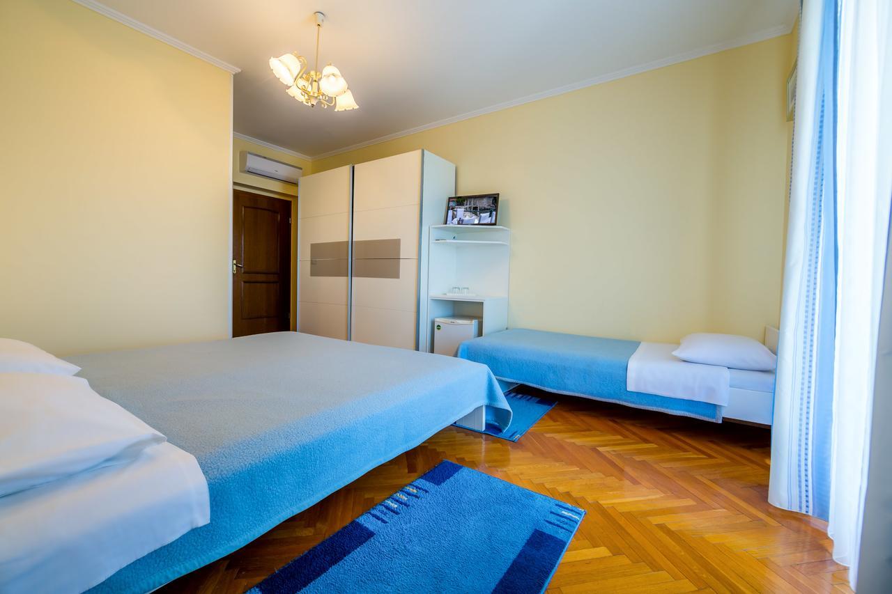 Villa Klaric Ловран Екстериор снимка